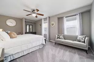 127 Camden Ct, Lincolnshire, IL 60069 - Photo 15