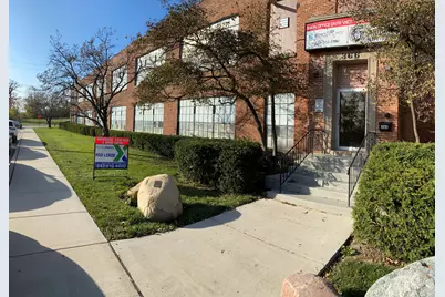 366 Bluff City Boulevard, Elgin, IL 60120 - Photo 3