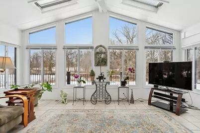 6487 Bannister Court, Lisle, IL 60532 - Photo 9