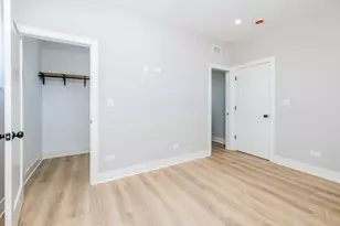 2327 S Homan St, Chicago, IL 60623 - Photo 19