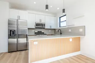 2327 S Homan St, Chicago, IL 60623 - Photo 3