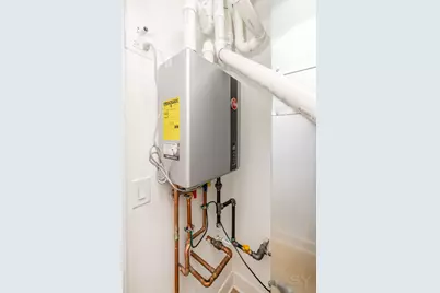 2327 S Homan Street, Chicago, IL 60623 - Photo 19