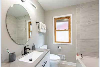 795 E 163rd Street, South Holland, IL 60473 - Photo 11