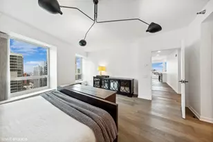 57 E Delaware Pl, Chicago, IL 60611 - Photo 13