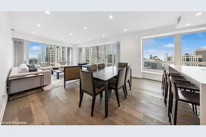57 E Delaware Place #2805, Chicago, IL 60611 - Photo 7