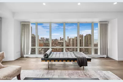 57 E Delaware Place #2805, Chicago, IL 60611 - Photo 5