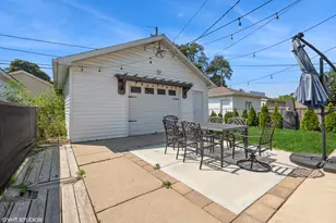 2124 Seward St, Evanston, IL 60202 - Photo 17