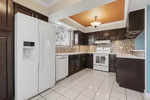 2661 Sumac St, Woodridge, IL 60517 - Photo 5