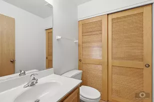 1849 N wentworth Cir, Romeoville, IL 60446 - Photo 7