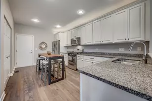 201 Dorset Ave, Oswego, IL 60543 - Photo 7