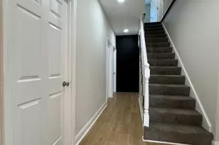 395 Surrey Ln, Crete, IL 60417 - Photo 9