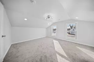 302 N Center St, Plano, IL 60545 - Photo 19