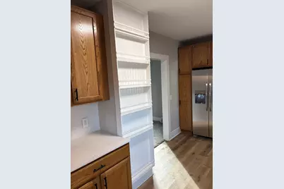 304 1/2 W 7th Street, Sterling, IL 61081 - Photo 3