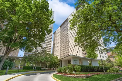 3950 N Lake Shore Drive #1730, Chicago, IL 60613 - Photo 1