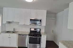 7441 N Rogers Ave, Chicago, IL 60626 - Photo 3