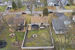 600 Seminole Trail, Lake in the Hills, IL 60156 - Photo 23