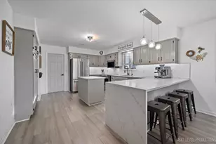 1318 Fairfield Way, North Aurora, IL 60542 - Photo 13