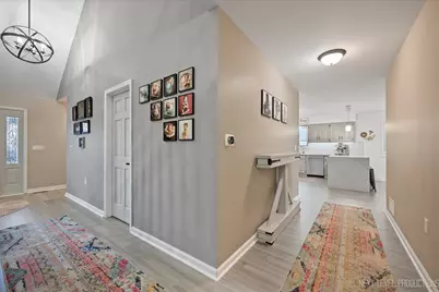 1318 Fairfield Way, North Aurora, IL 60542 - Photo 11