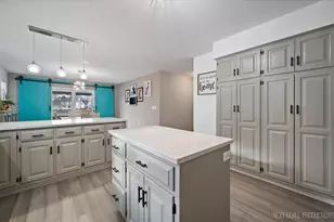 1318 Fairfield Way, North Aurora, IL 60542 - Photo 15