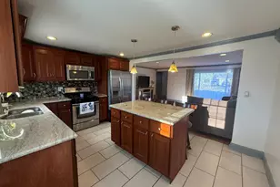 4527 W 88th Pl, Hometown, IL 60456 - Photo 3