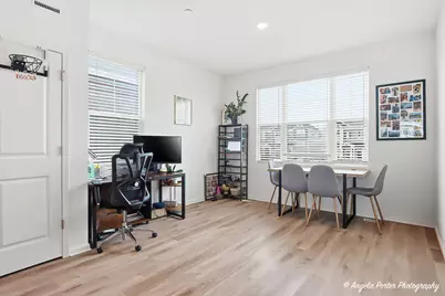 2117 Yellowstone Boulevard, Mundelein, IL 60060 - Photo 5