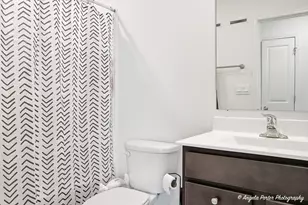 2117 Yellowstone Blvd, Mundelein, IL 60060 - Photo 23