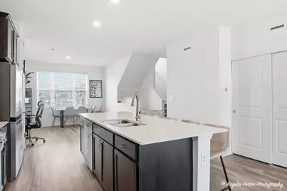 2117 Yellowstone Boulevard, Mundelein, IL 60060 - Photo 13