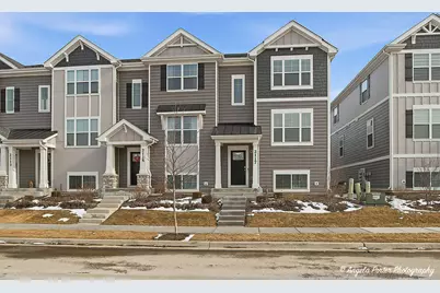 2117 Yellowstone Boulevard, Mundelein, IL 60060 - Photo 1