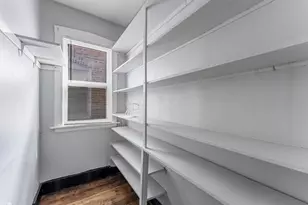 4820 W Wolfram St, Chicago, IL 60641 - Photo 13