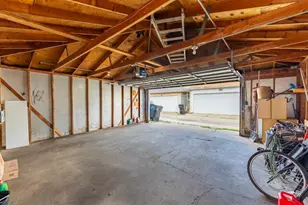 4820 W Wolfram St, Chicago, IL 60641 - Photo 17