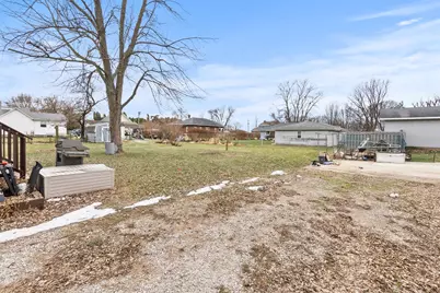 303 S Jackson Street, Gardner, IL 60424 - Photo 3