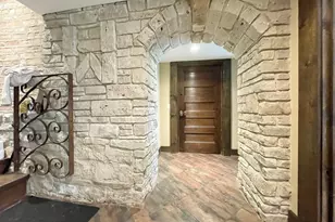 1633 N Humboldt Blvd, Chicago, IL 60647 - Photo 11