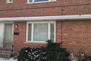 2507 W Howard St, Chicago, IL 60645 - Photo 1