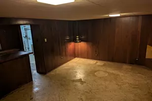 2507 W Howard St, Chicago, IL 60645 - Photo 13