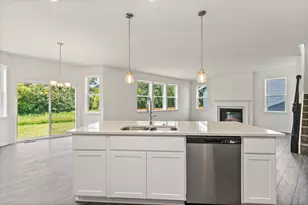 32006 Savannah Dr, Lakemoor, IL 60051 - Photo 7