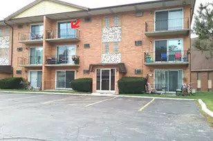 7540 W 111th St, Worth, IL 60482 - Photo 1