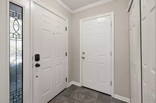 659 Alida Dr, Cary, IL 60013 - Photo 3