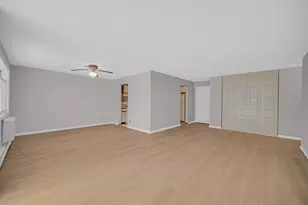 4731 St Joseph Creek Rd, Lisle, IL 60532 - Photo 7