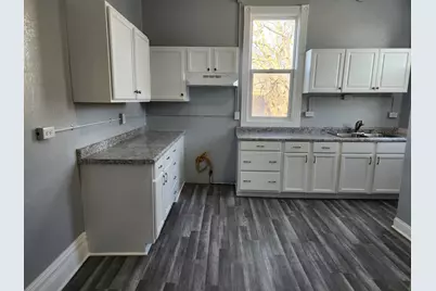 7 National Street #7, Elgin, IL 60123 - Photo 3