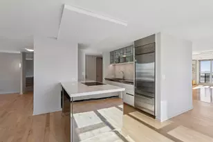 400 E Randolph St, Chicago, IL 60601 - Photo 9