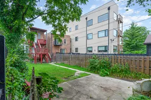 5239 S Ingleside Ave, Chicago, IL 60615 - Photo 25