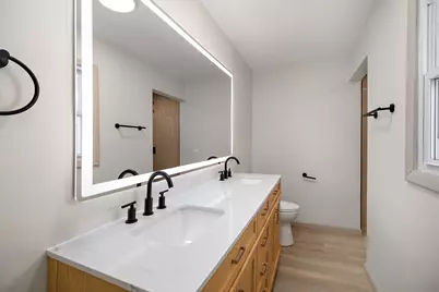 208 Sycamore Lane, Momence, IL 60954 - Photo 11