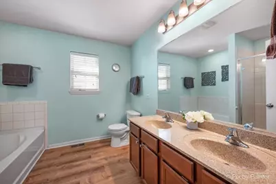 250 Water Lily Lane, Elgin, IL 60124 - Photo 21