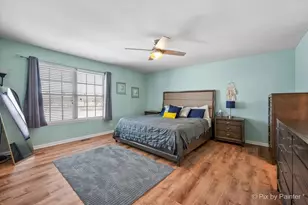 250 Water Lily Ln, Elgin, IL 60124 - Photo 15