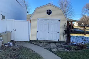 622 W North Street N, Pontiac, IL 61764 - Photo 5