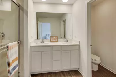 709 Neubauer Circle, Lindenhurst, IL 60046 - Photo 13