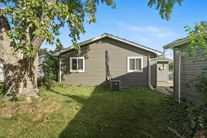 515 W Auburn Lane, Crete, IL 60417 - Photo 17