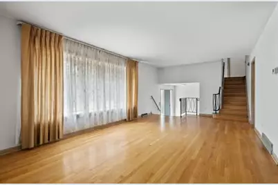 10420 Washington Avenue, Oak Lawn, IL 60453 - Photo 3