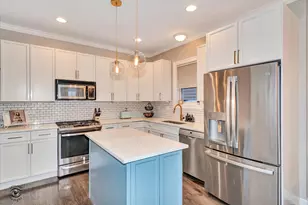 3640 N Damen Ave, Chicago, IL 60618 - Photo 9