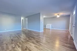 1606 N Poplar Ave N, Round Lake Beach, IL 60073 - Photo 7